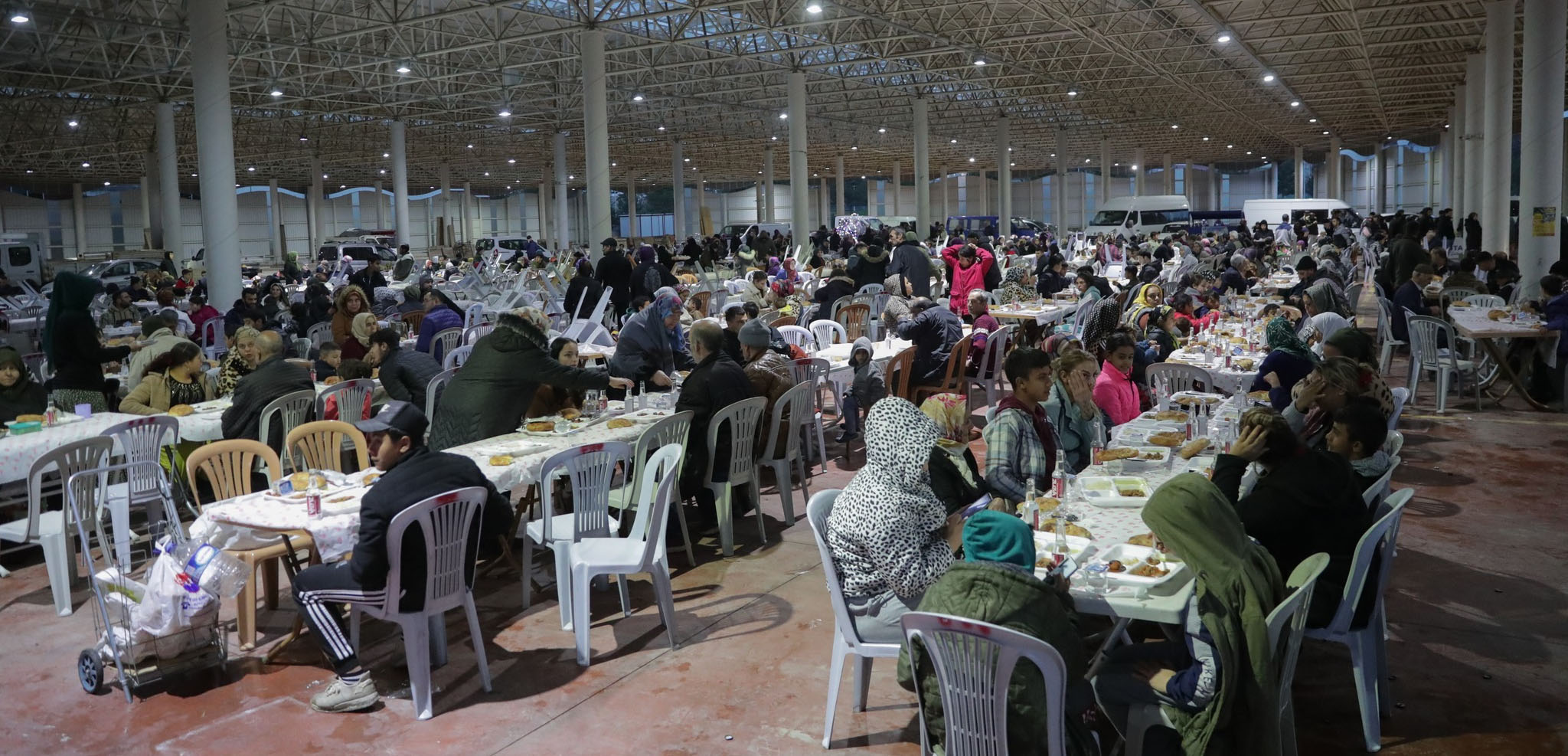 Osmangazi ve Ziraat mahallelerinde toplu iftar heyecanı