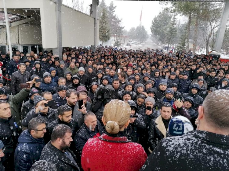 Ak Parti Milletvekili ve İl Başkanı Termik Santrali'nde işçilerle buluştu