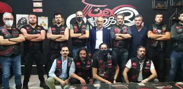 CHP MİLLETVEKİLİ KASAP, TÜRKCHOPPER MOTOSİKLET KULUBÜNÜ ZİYARET ETTİ.