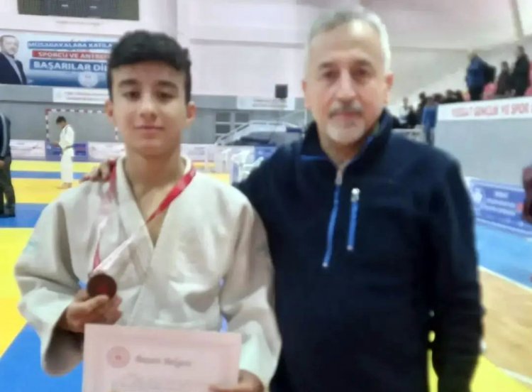 Kütahyalı sporcu Yıldızlar Judo Türkiye 3.'sü oldu