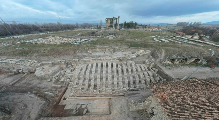 Aizanoi Kazıları Tamamen DPÜ’ye Devredildi