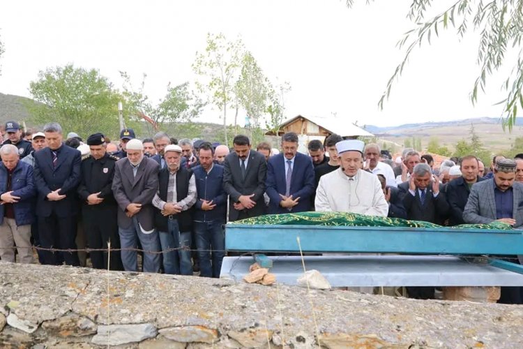 Müftü Yardımcısı İsa Ada gözyaşlarıyla uğurlandı