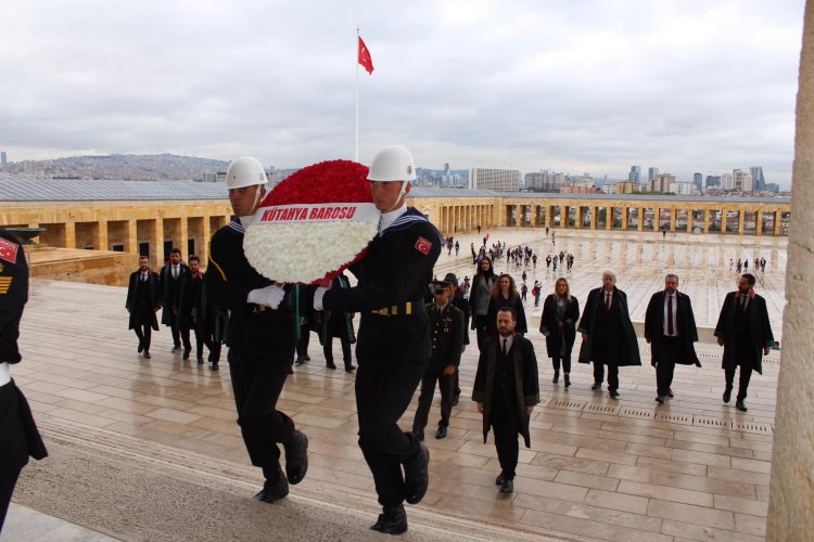 KÜTAHYA BAROSU ANITKABİR'DE