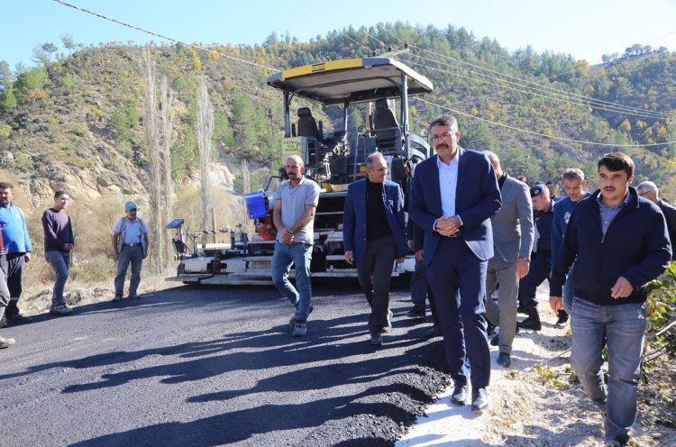 1 yılda 50 km sıcak asfalt, 200 km 1. ve 2. kat asfalt çalışması yapıldı