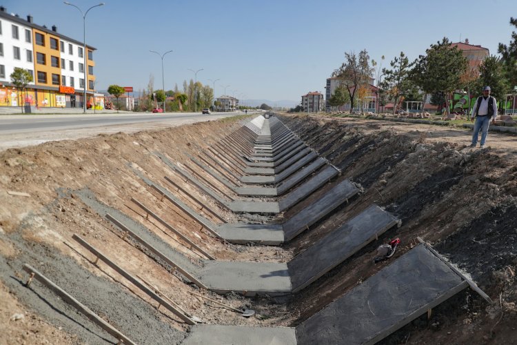 KANAL KÜTAHYA’NIN İKİNCİ ETABI TÜM HIZIYLA SÜRÜYOR