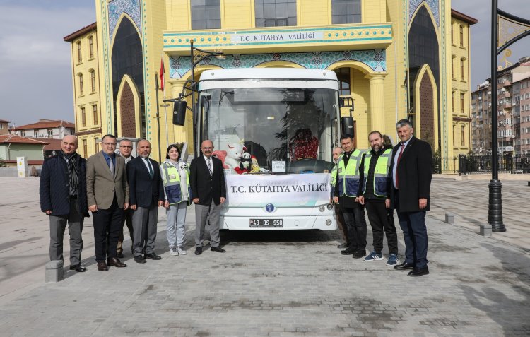 Kütahya’dan Hatay’a Gezici kütüphane gönderildi.